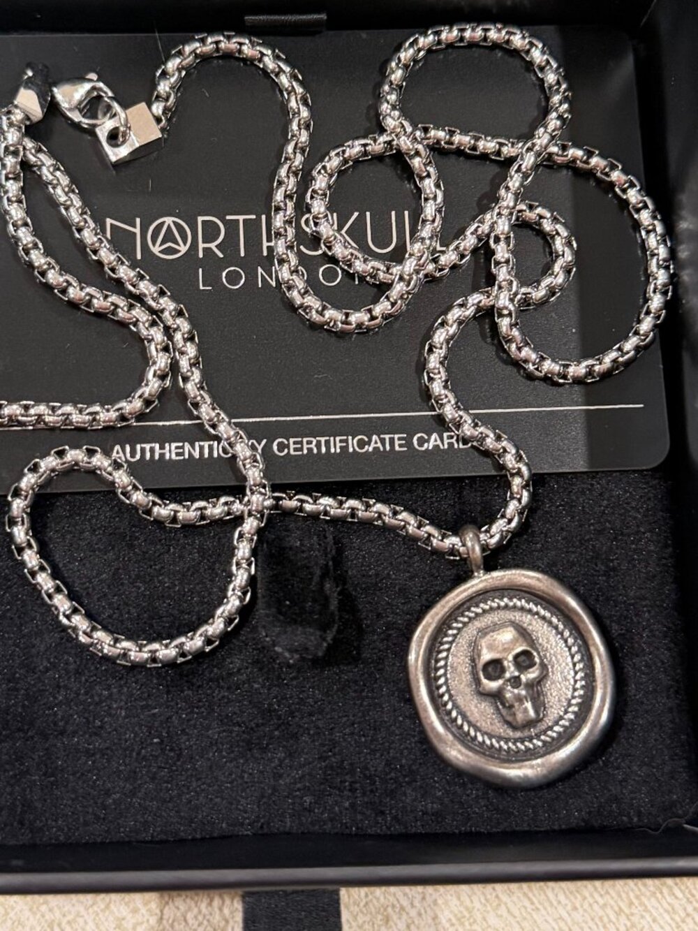 Northskull London Silver-Tone Skull Pendant Necklace Full Set